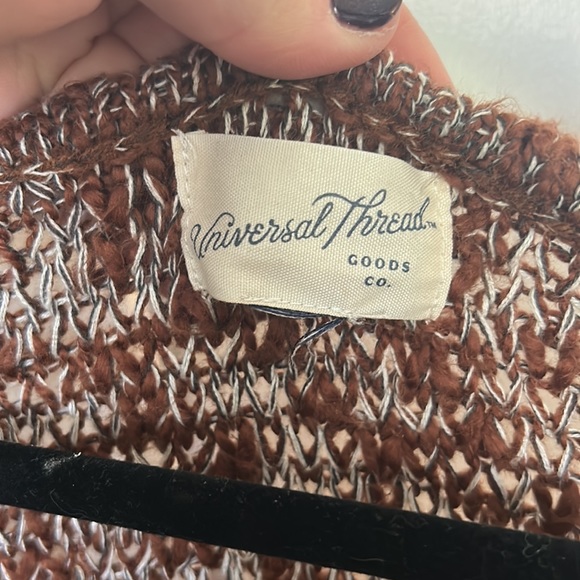 Universal Thread Sweater - Picture 3 of 3